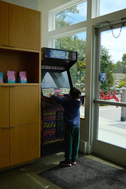 The tippy-toe warrior